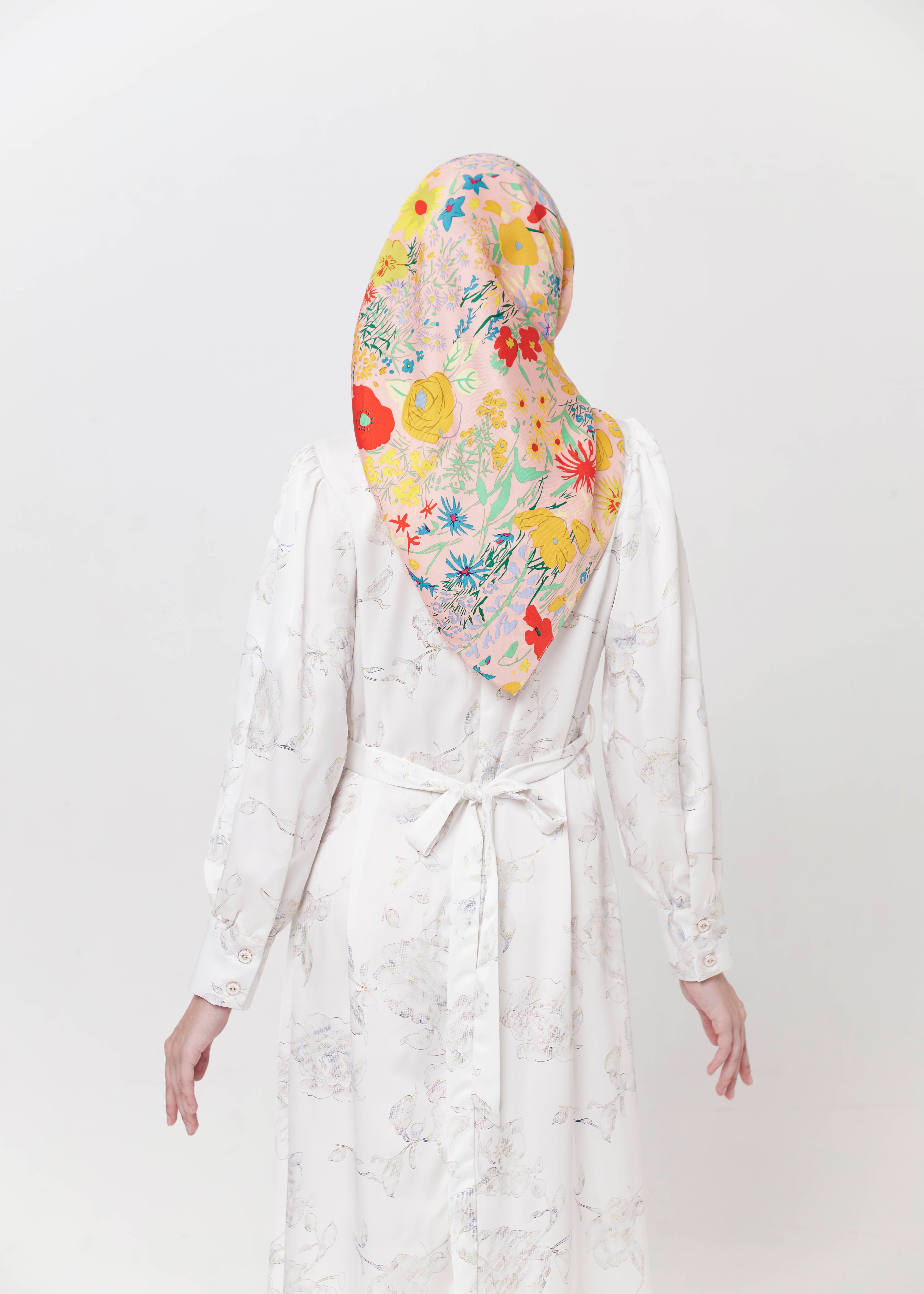 Serene Script Silk Hijab - Citrus Sunrise by Minnaba