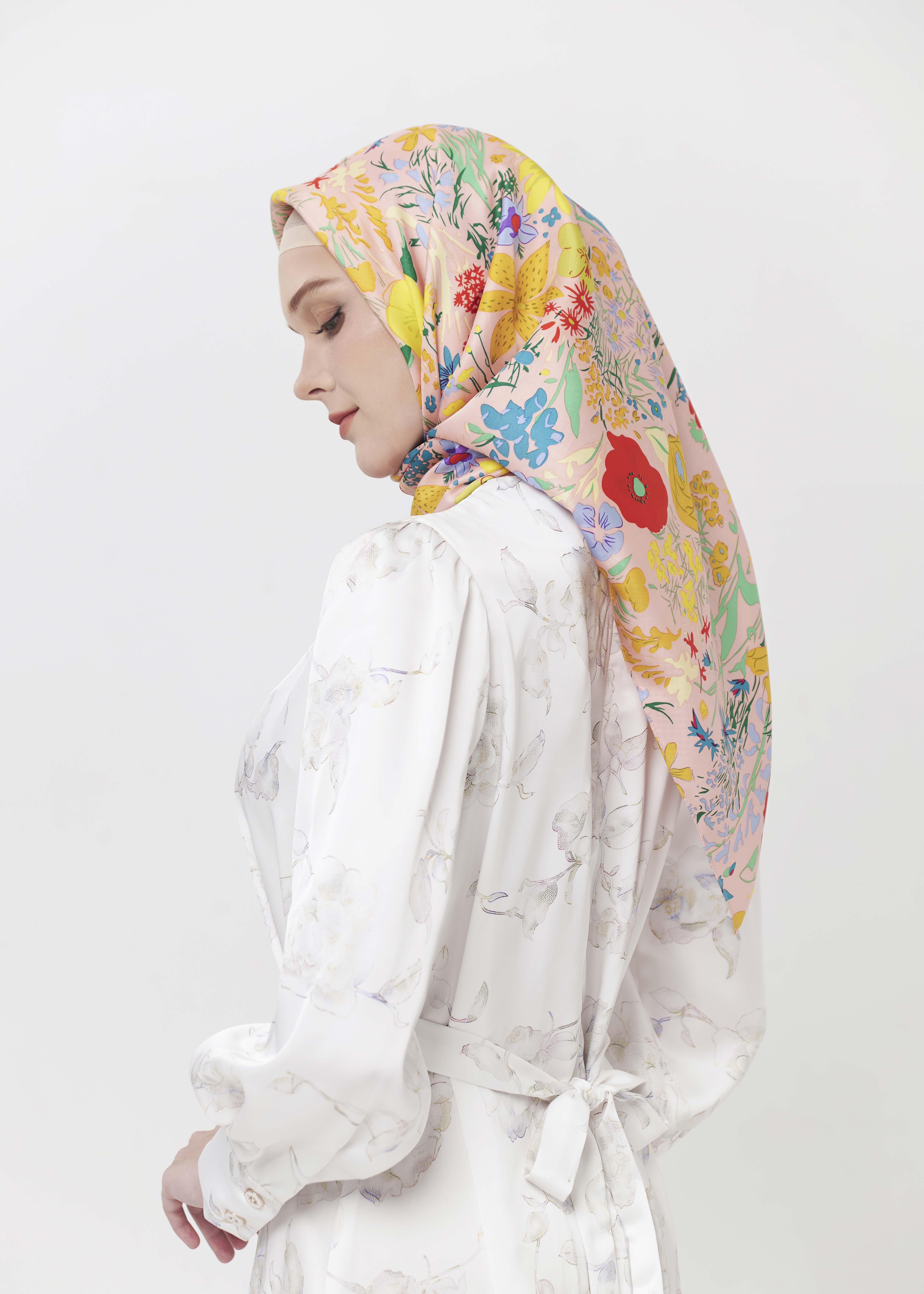 Serene Script Silk Hijab - Citrus Sunrise by Minnaba