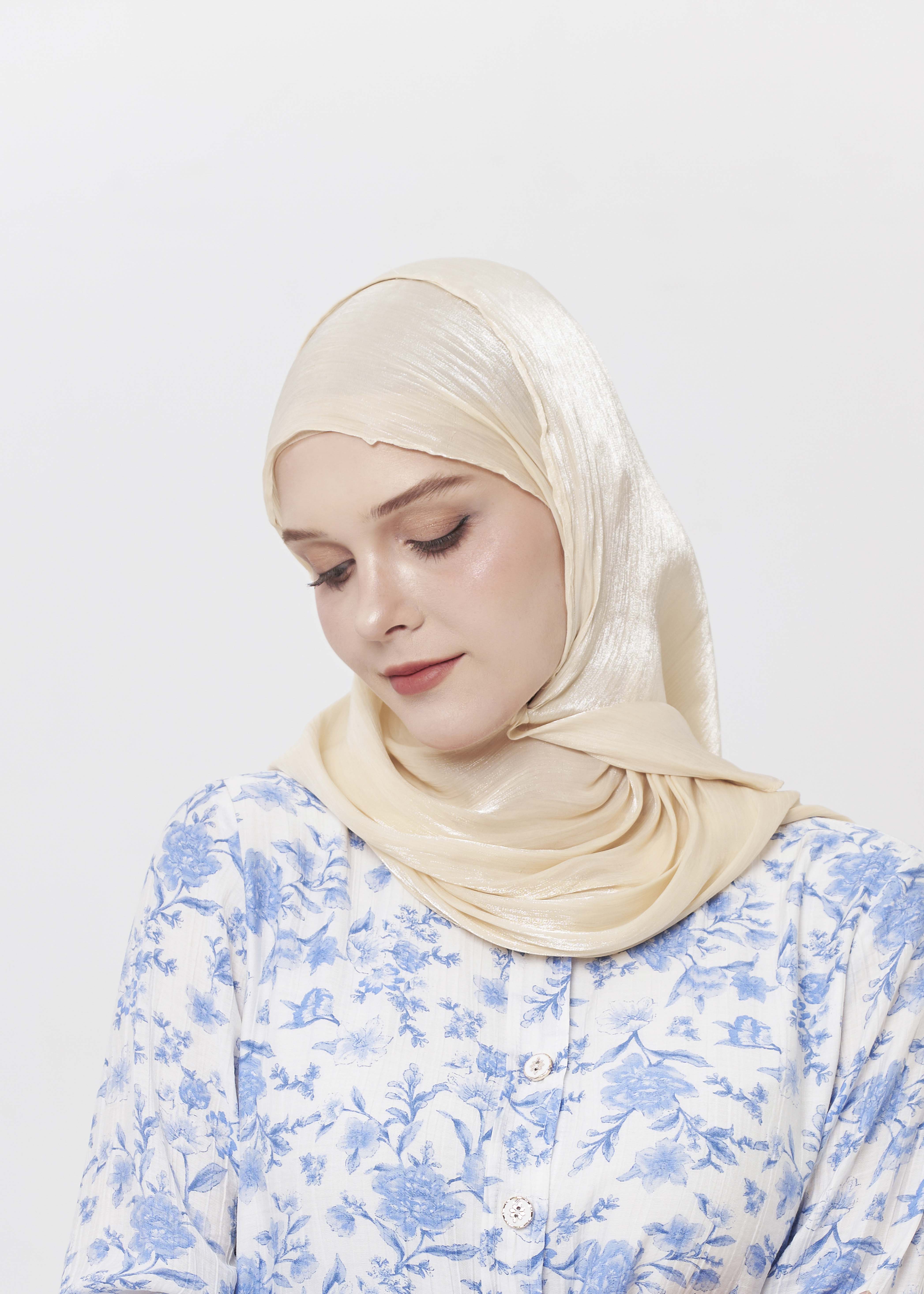 Grace Satin Hijab - Vanilla Cream by Minnaba