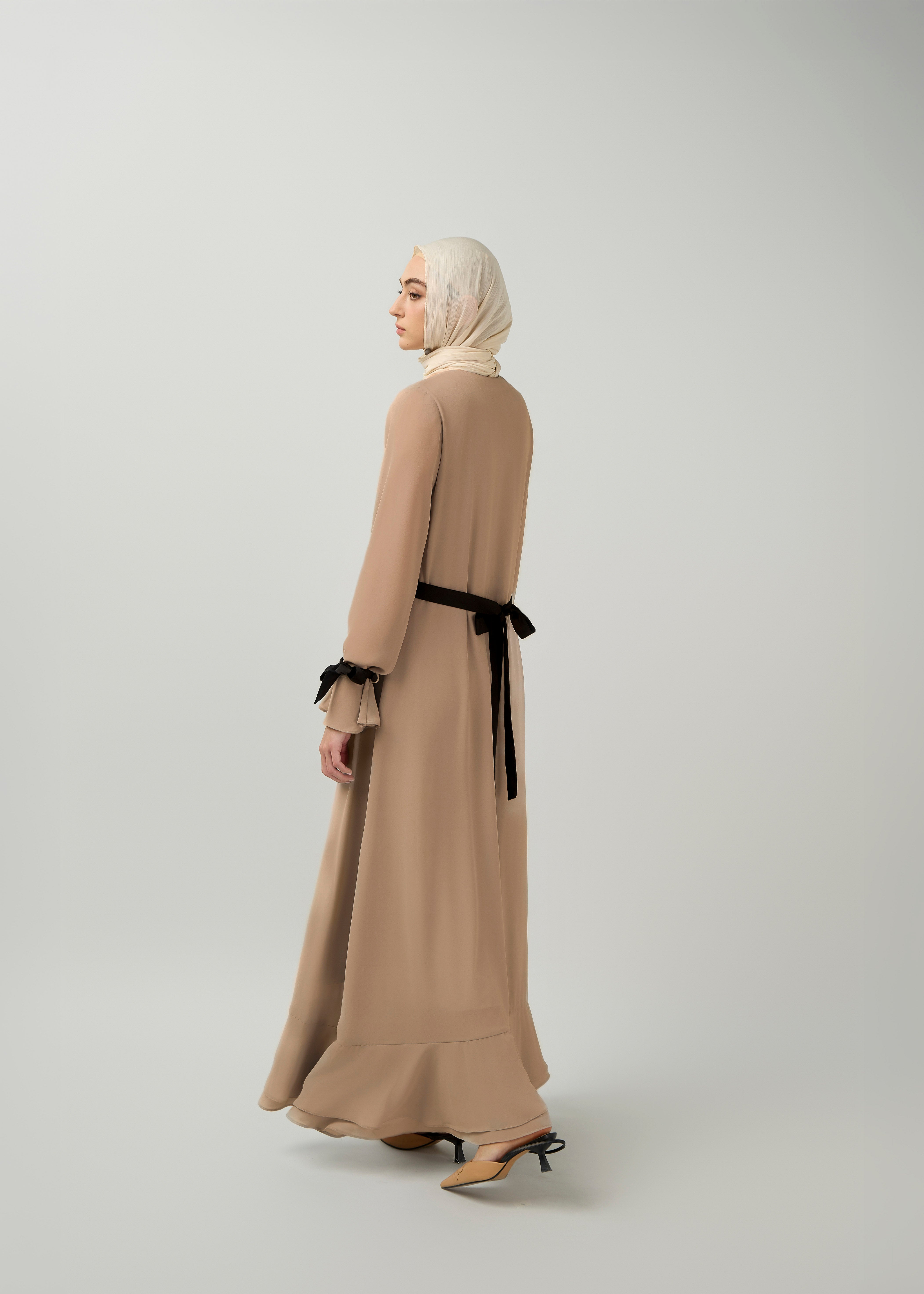 Alina Dress in Silver Whisper – Modest Fashion by Minnaba