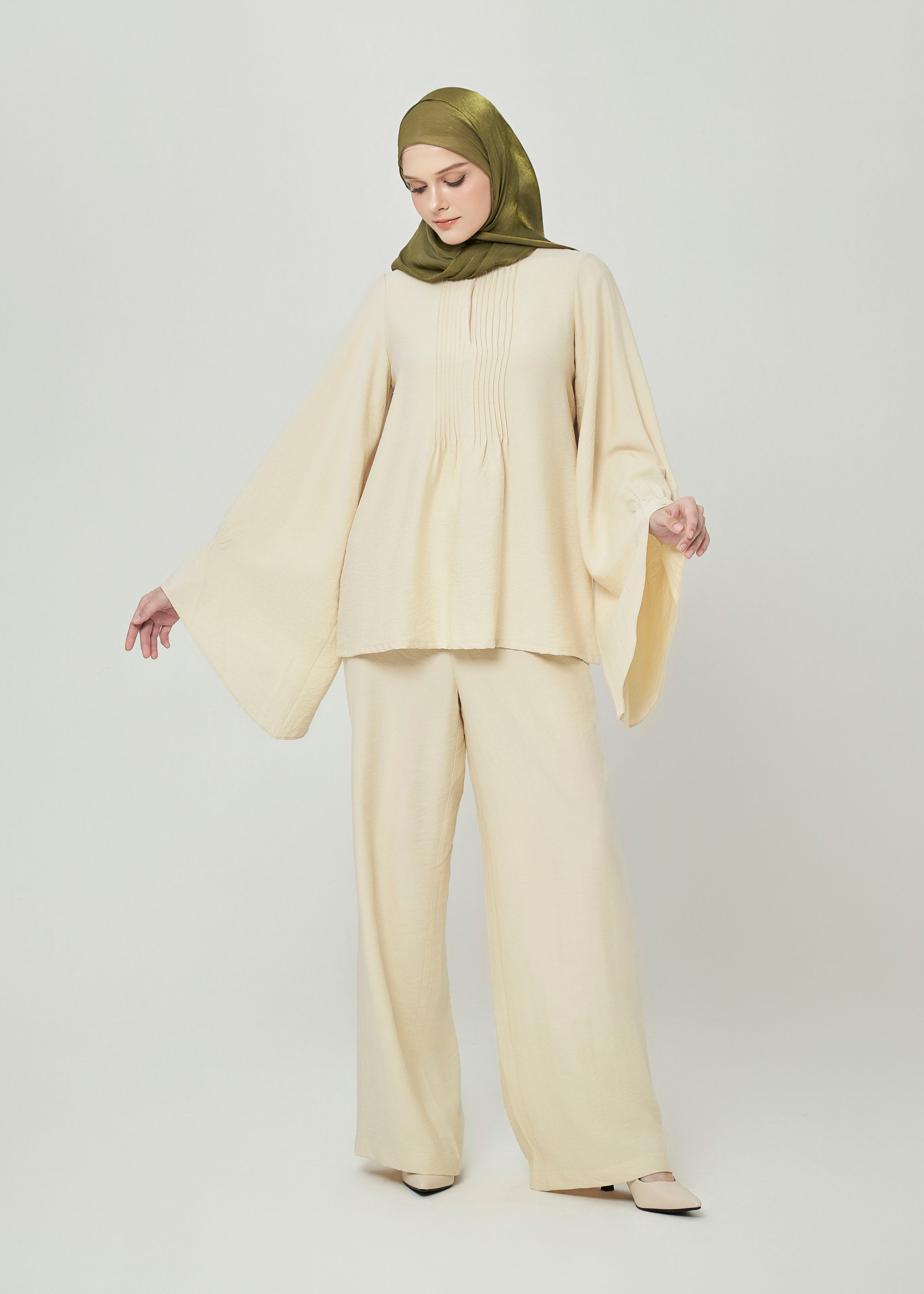 The Celestine Bell-Sleeve Sets by Minnaba