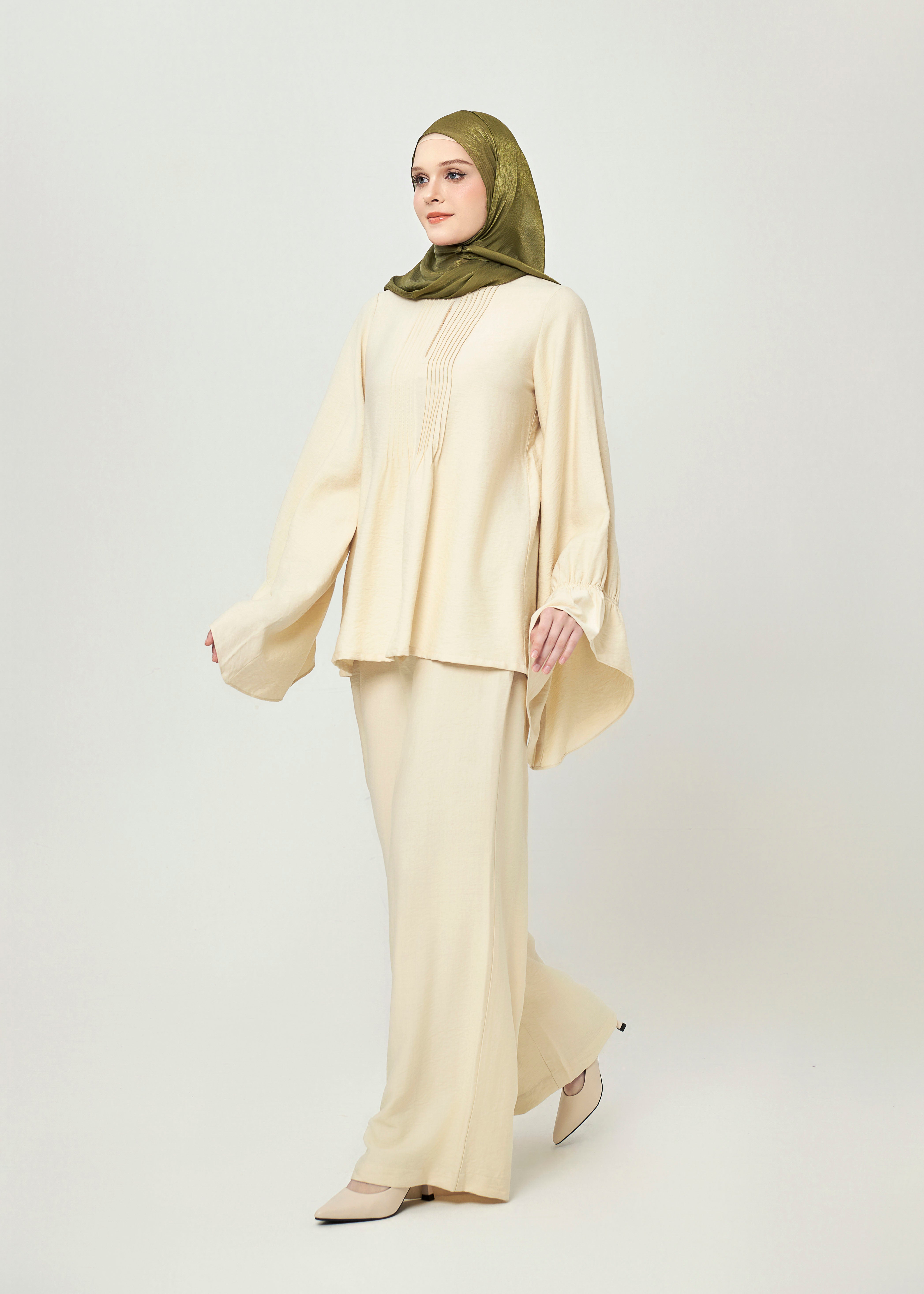 The Celestine Bell-Sleeve Sets by Minnaba