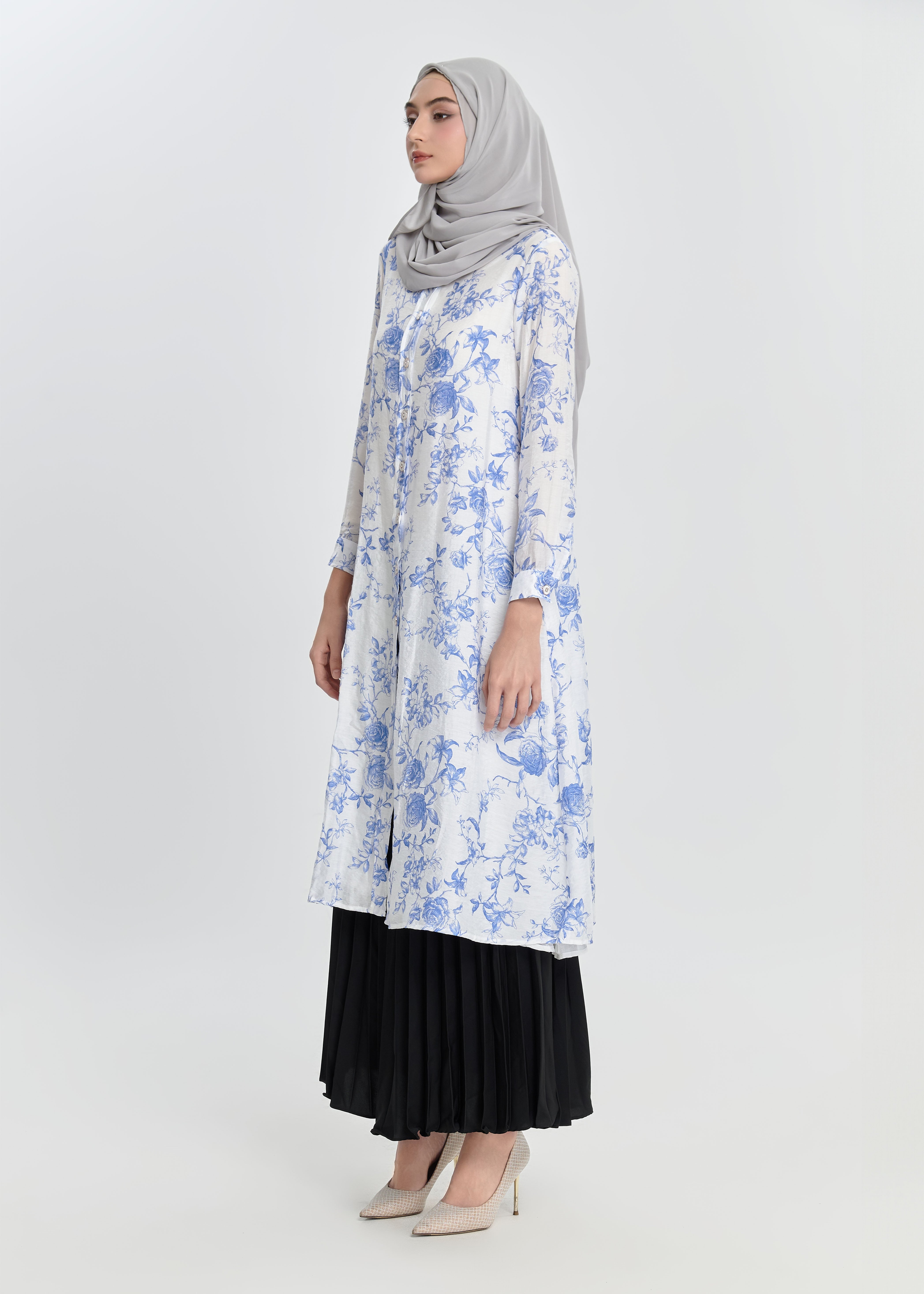 Lily Whisper Tunic -Porcelain Vine by Minnaba