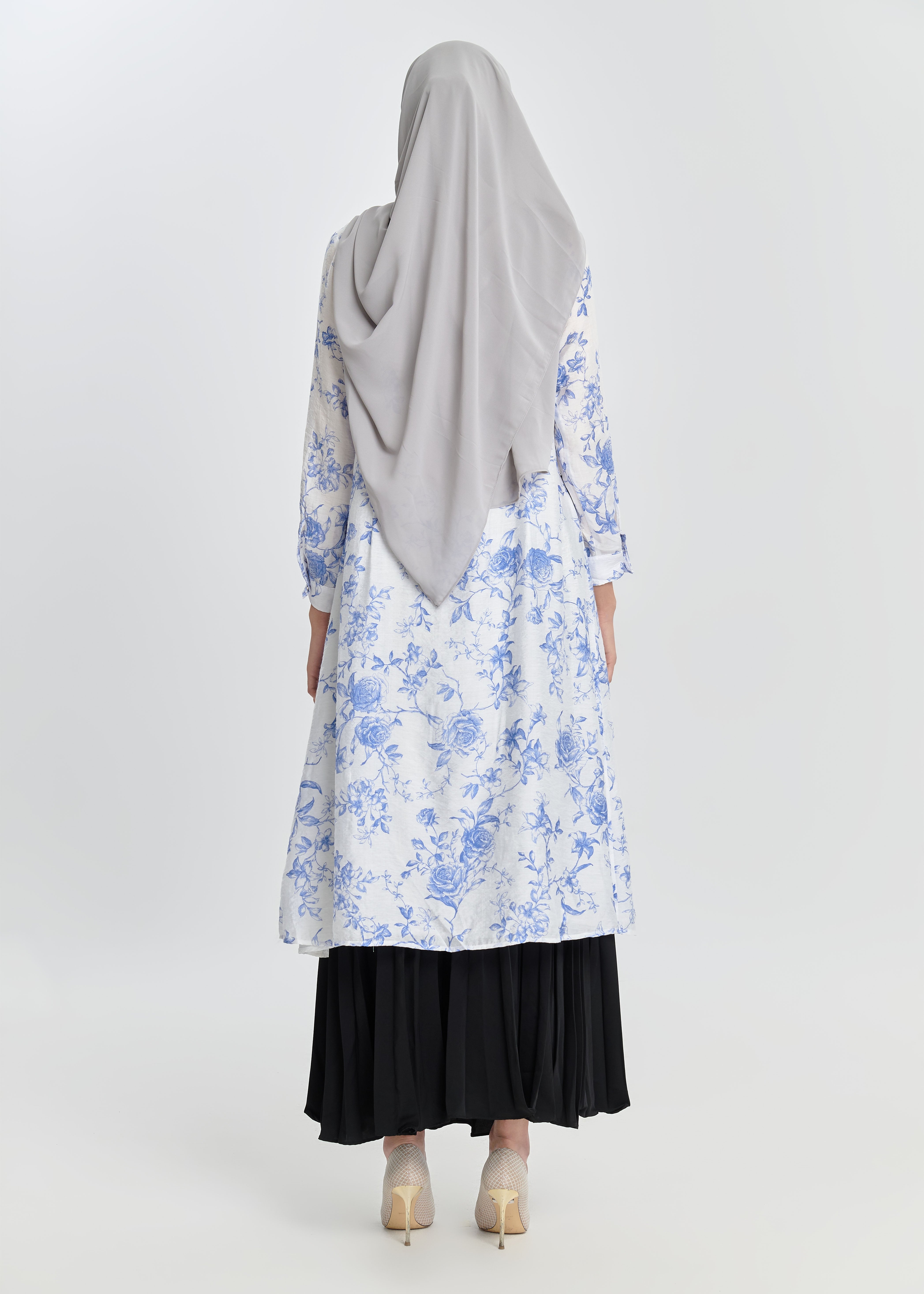 Lily Whisper Tunic -Porcelain Vine by Minnaba