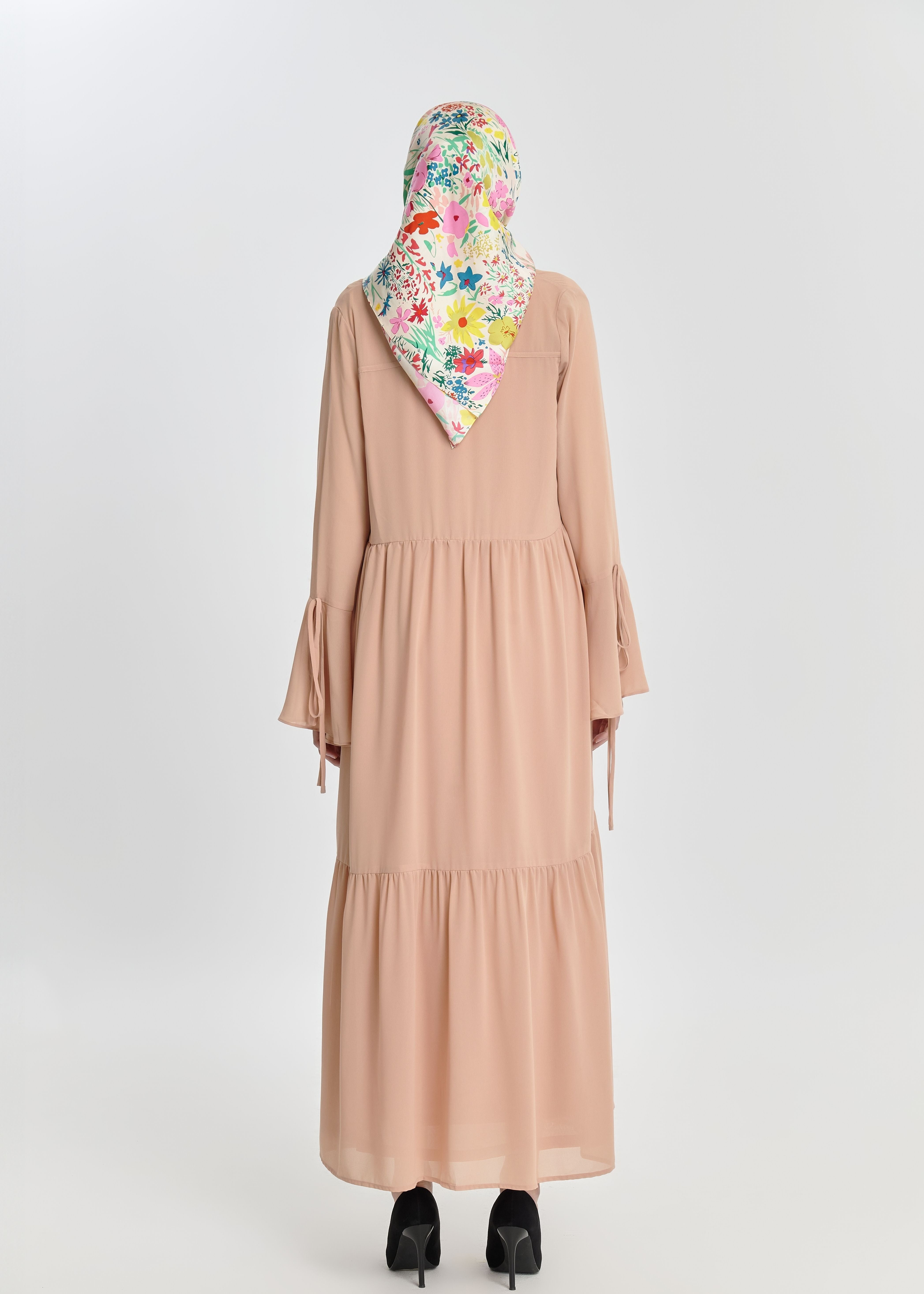 Honey Dune Flare Abaya by Minnaba