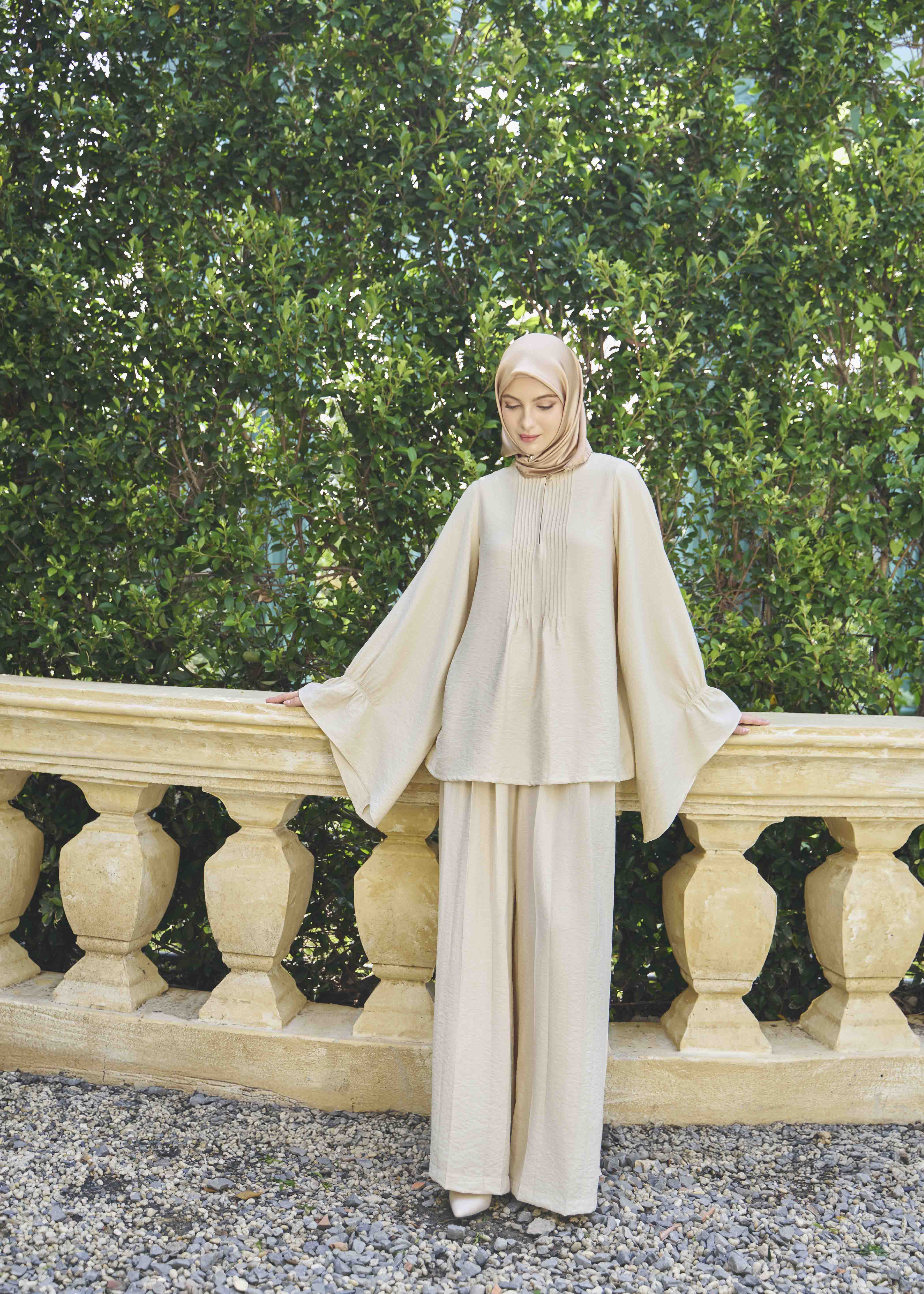 Celestine Bell-Sleeve Tunic by Minnaba