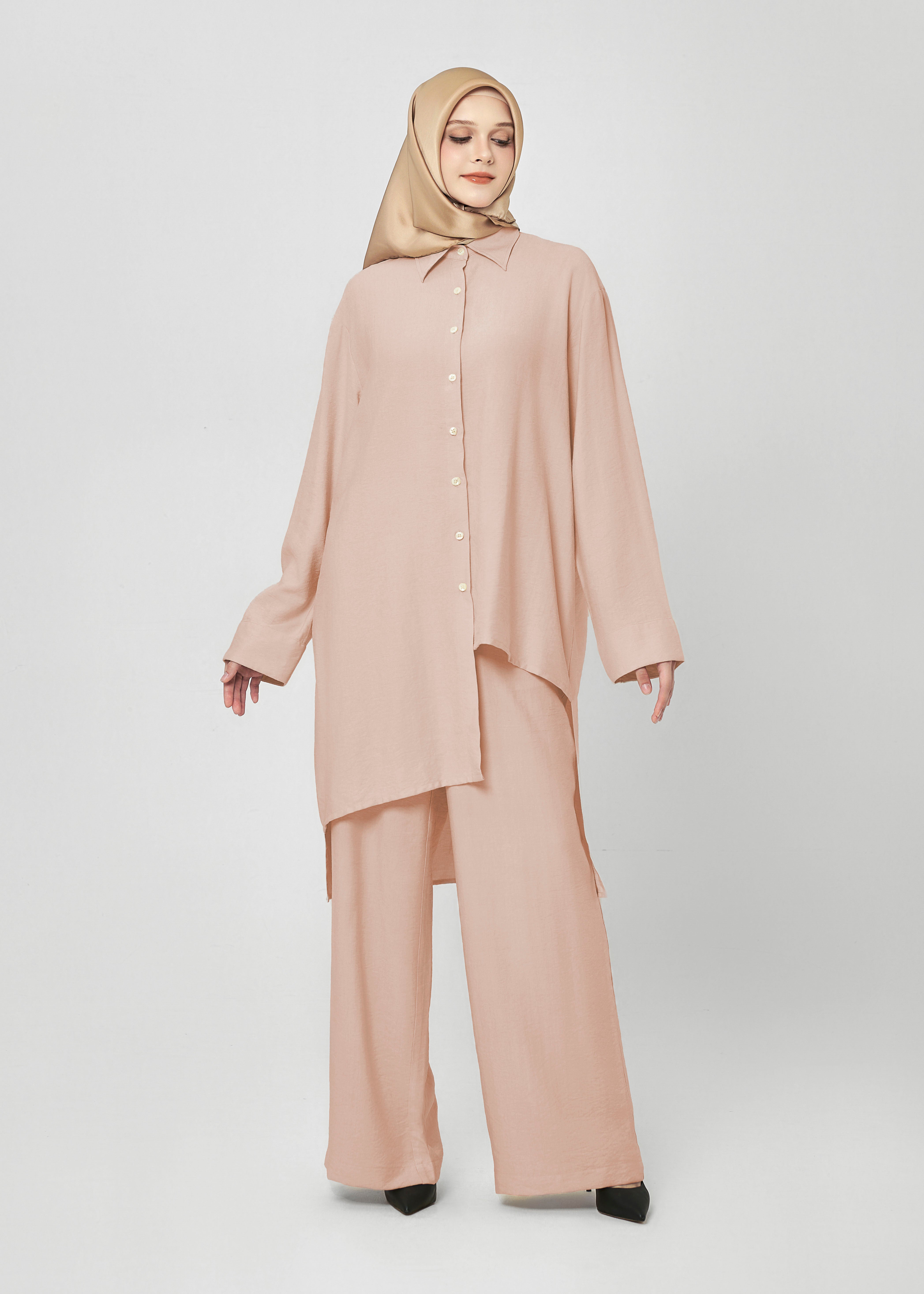 Oasis Fold Shirt - Blush Beige by Minnaba