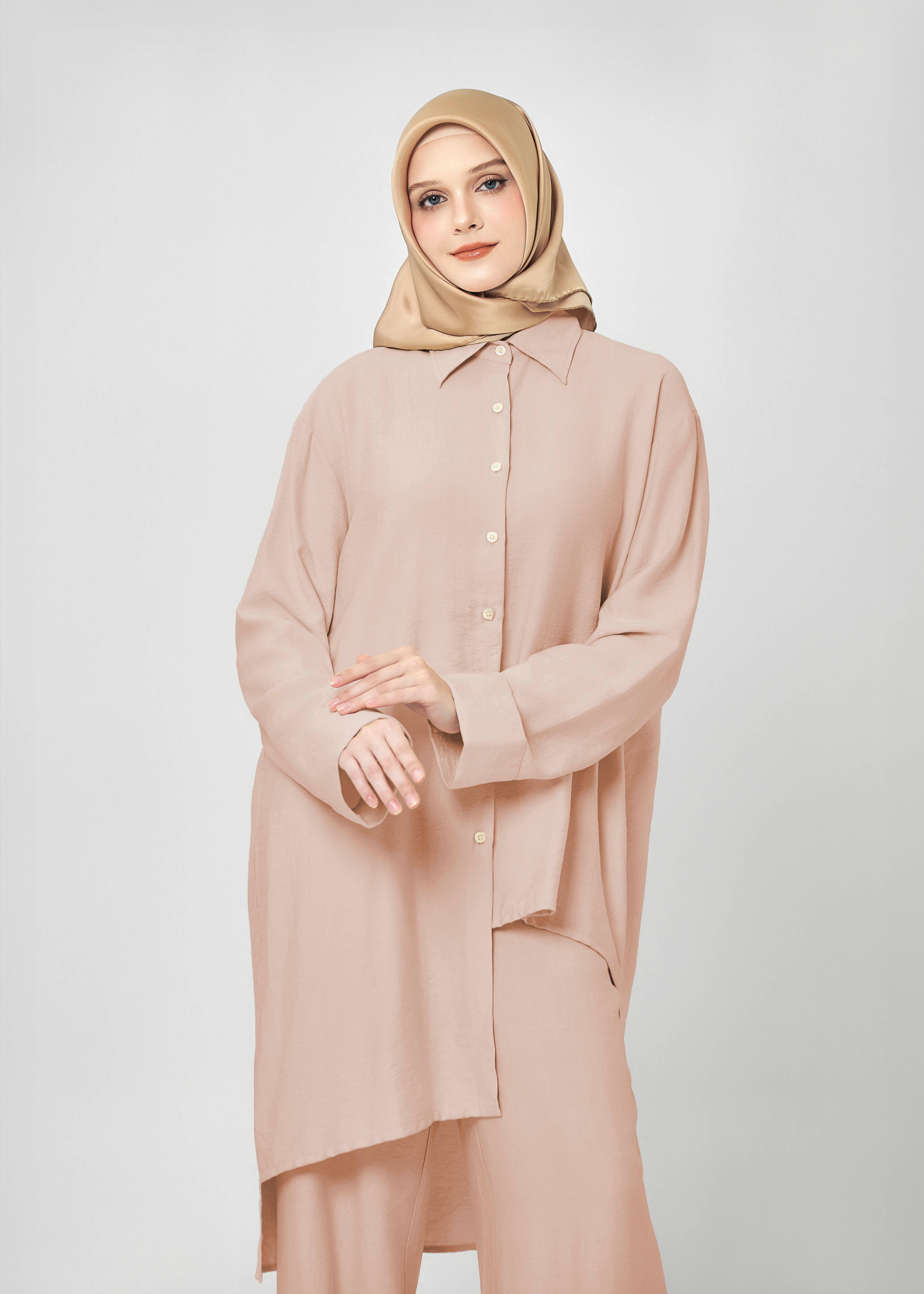 Oasis Fold Shirt - Blush Beige by Minnaba