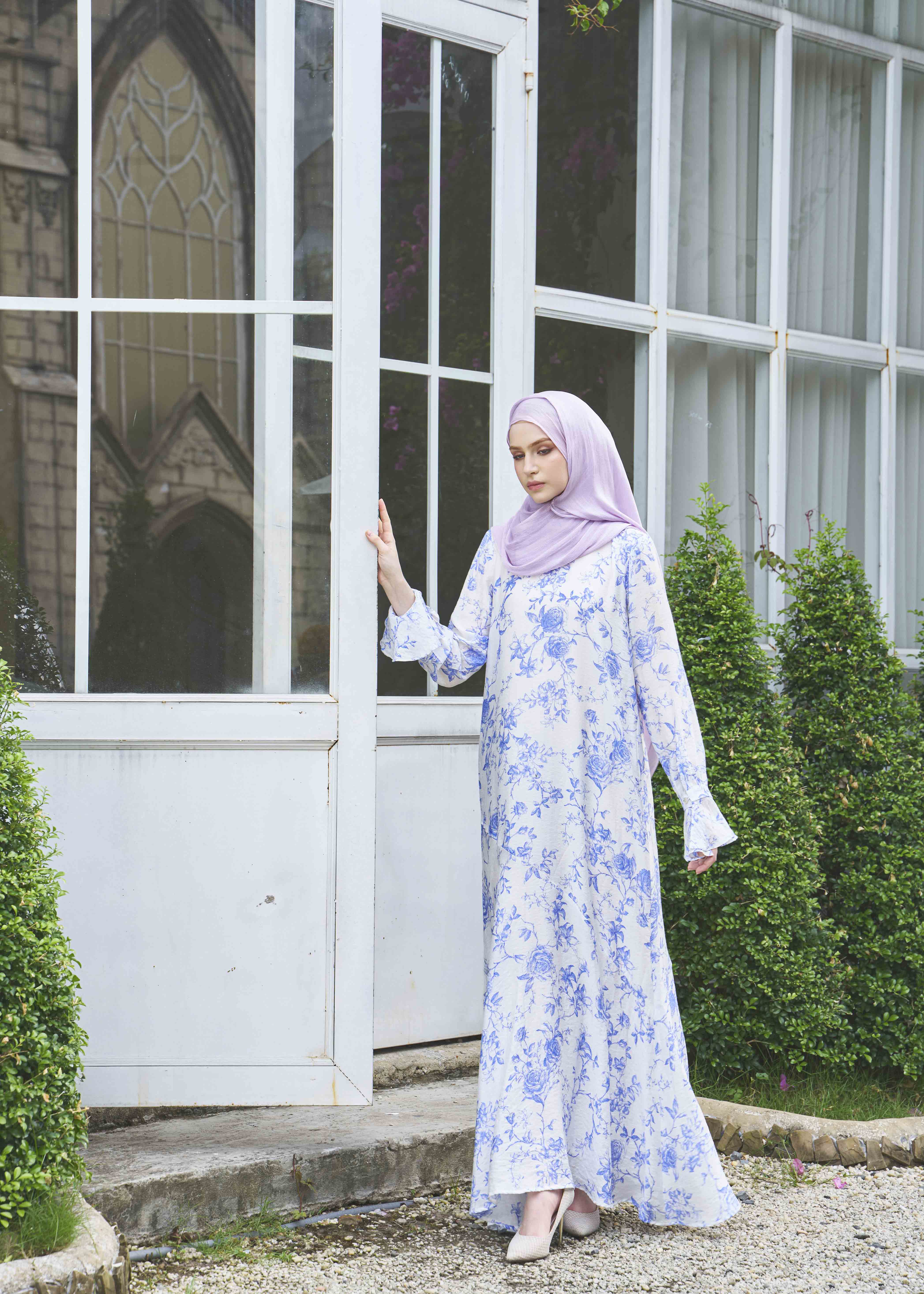 Bluebell Grace High-Neck Dress by Minnaba