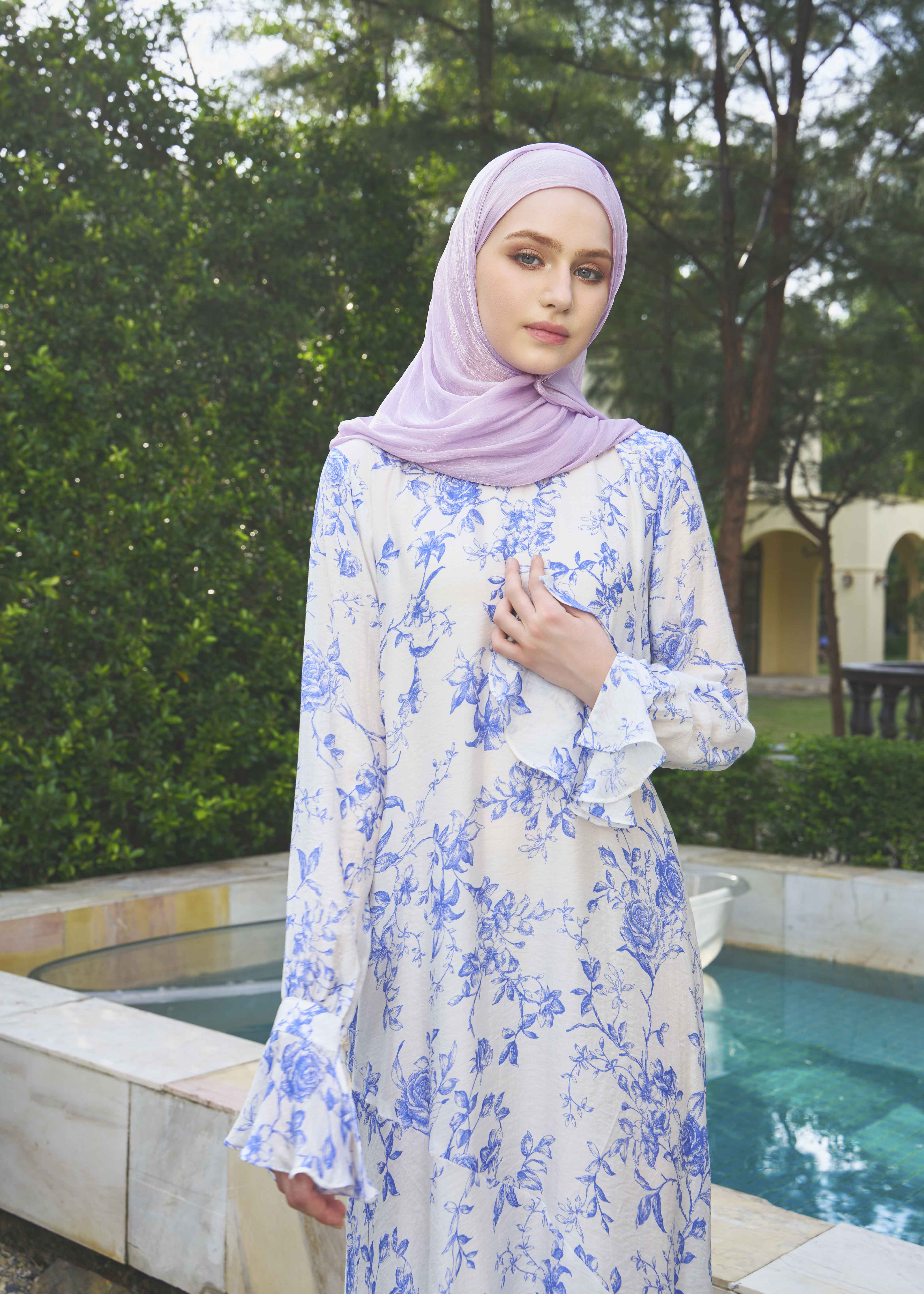Bluebell Grace High-Neck Dress by Minnaba